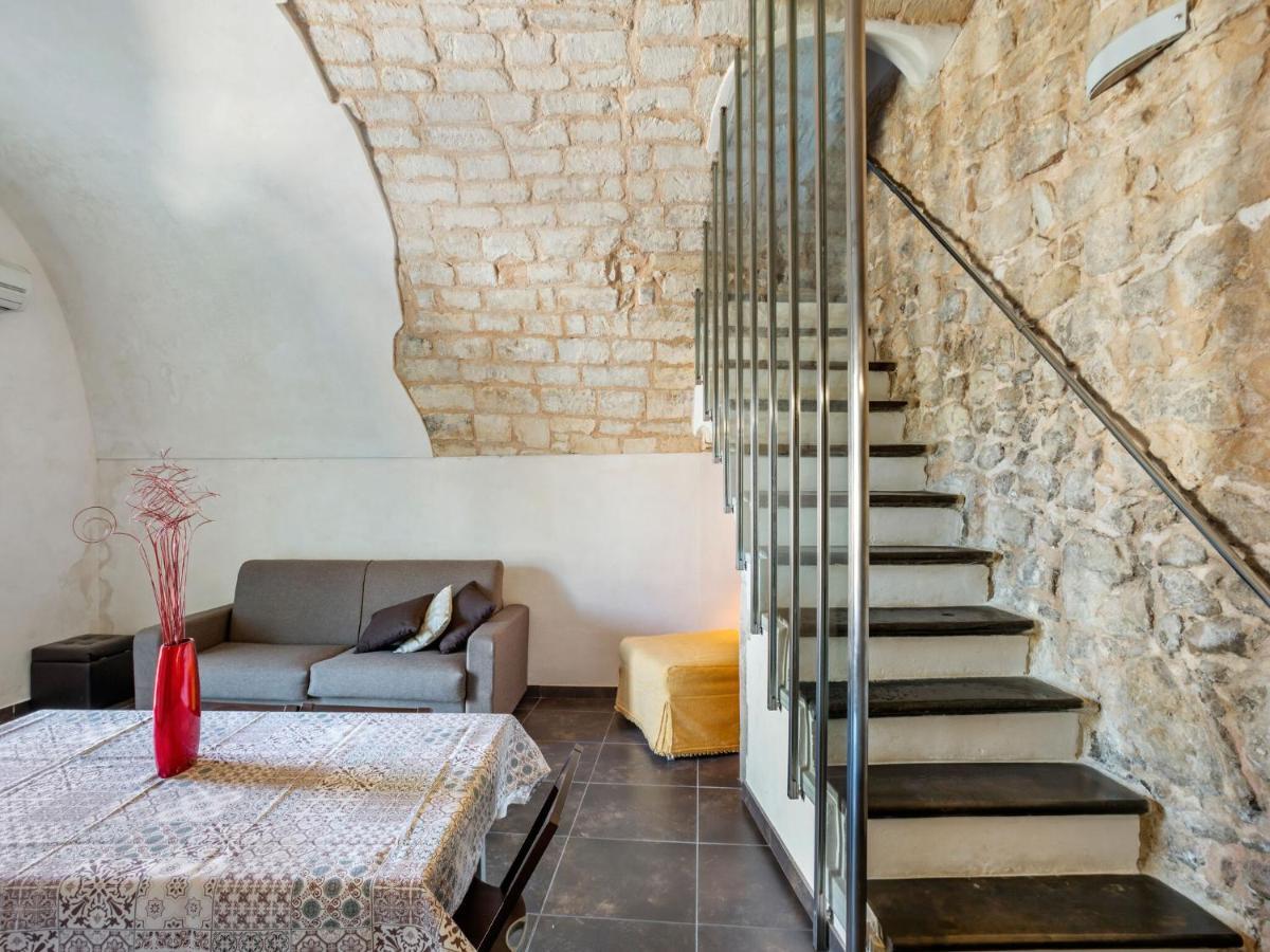Vintage Holiday Home In Ragusa Ibla With Balcony Buitenkant foto